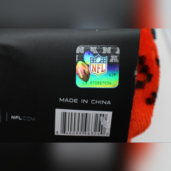 New NFL Cleavland Browns Helmet Reindeer Super Soft Sherpa Backed Bed Blanket - Picture 5 of 9